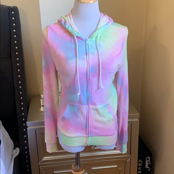 PINK Victoria's Secret Tops - 🆕🆚 PINK JACKET